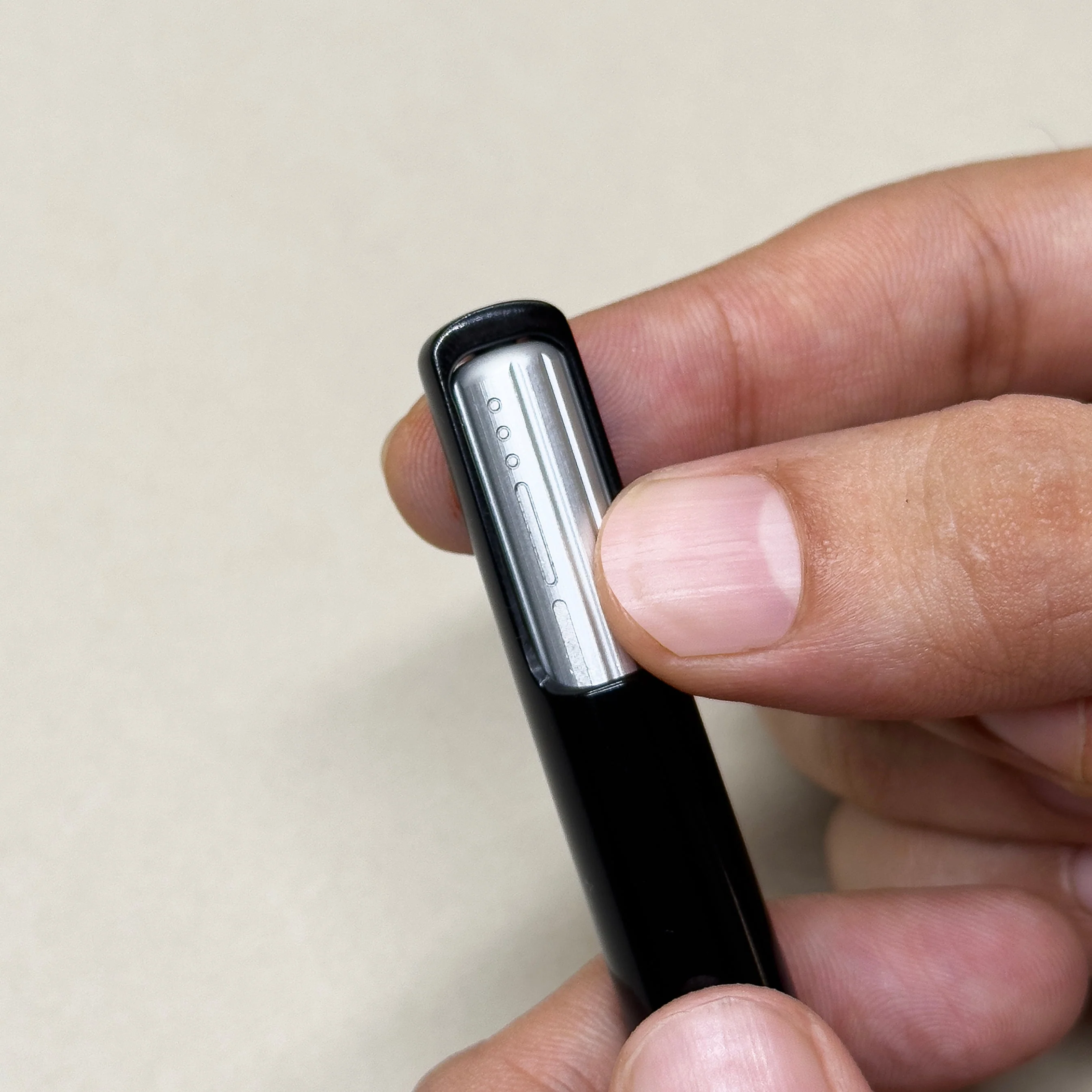 Endless Captiva Torque-Filler Fountain Pen - Stealth Black - Image 5